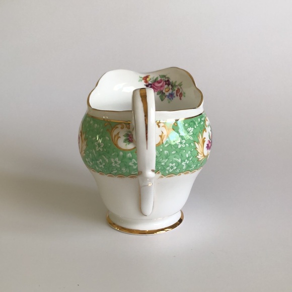 Royal Standard Fine Bone China Milk Jug Or Creamer/ Cynthia Pattern/ England - Picture 2 of 10